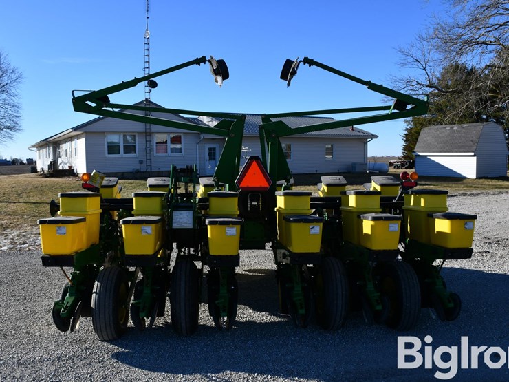 john-deere-1760-image-6