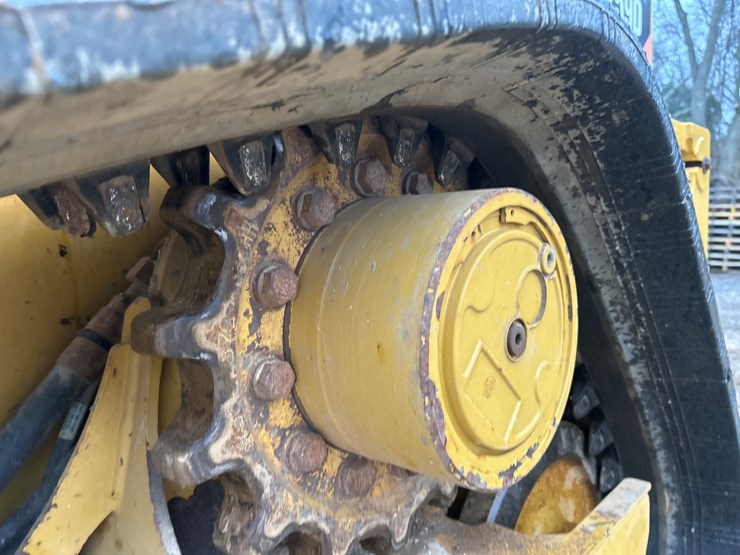 2017-caterpillar-259d-image-34