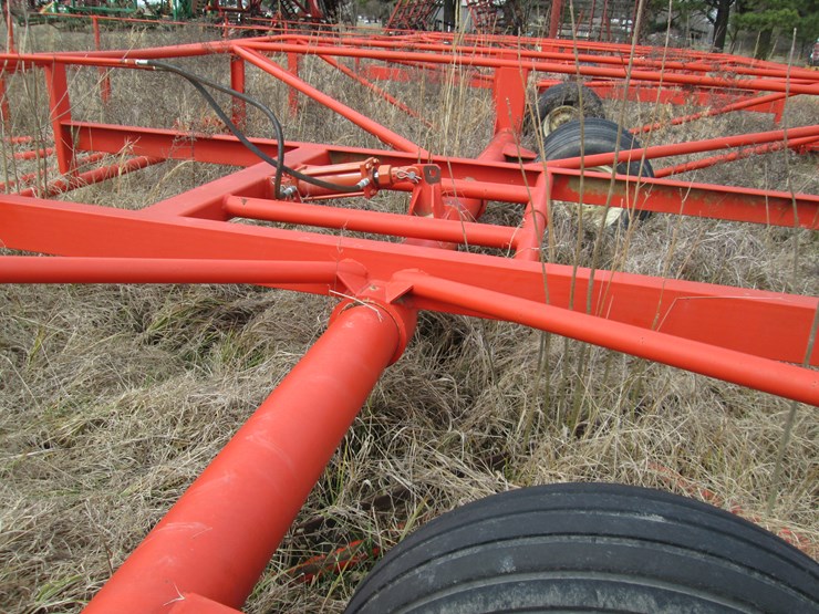 fair-oaks-18x52-image-13