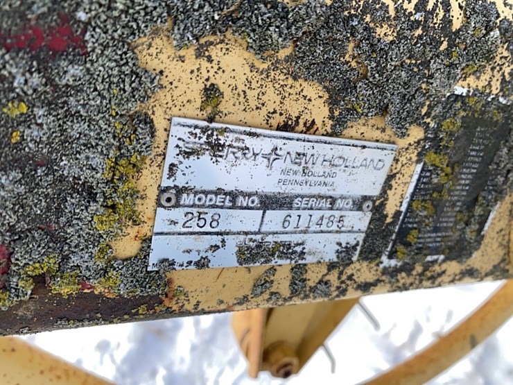 new-holland-258-image-12