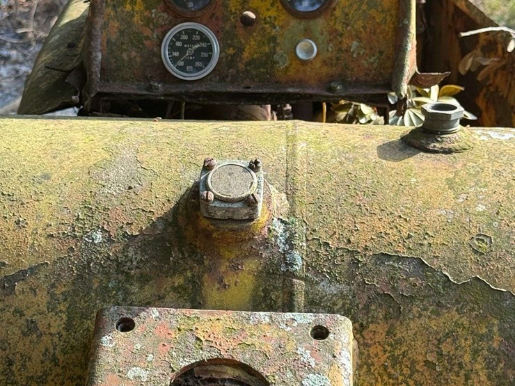 minneapolis-moline-lp-parts-tractor-image-16