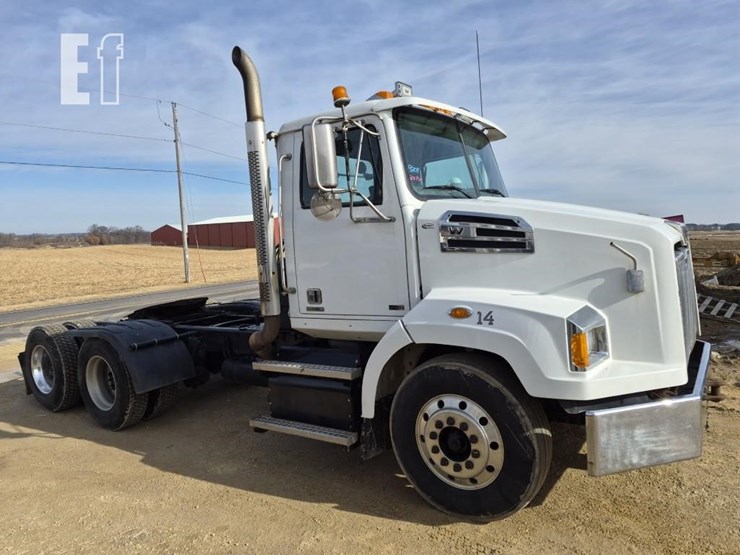 1994-western-star-semi-tractor-9209-image-3