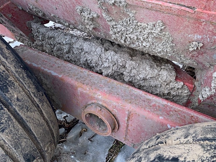 new-holland-3118-image-16