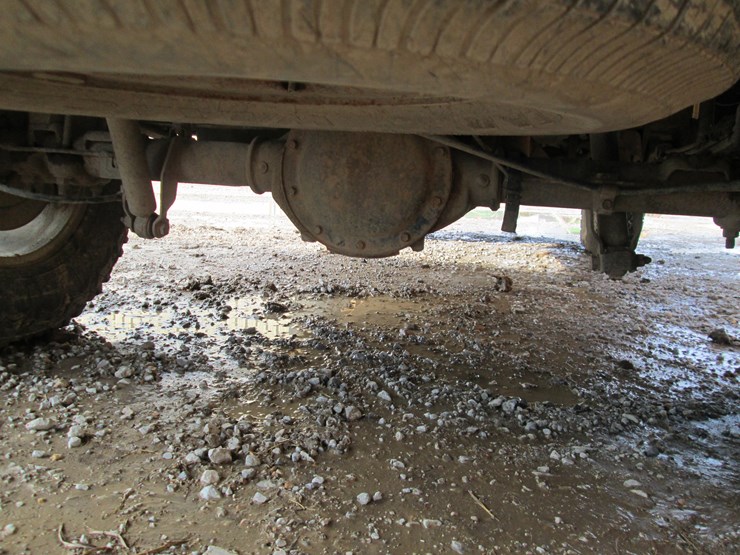 2002-gmc-1500-image-12