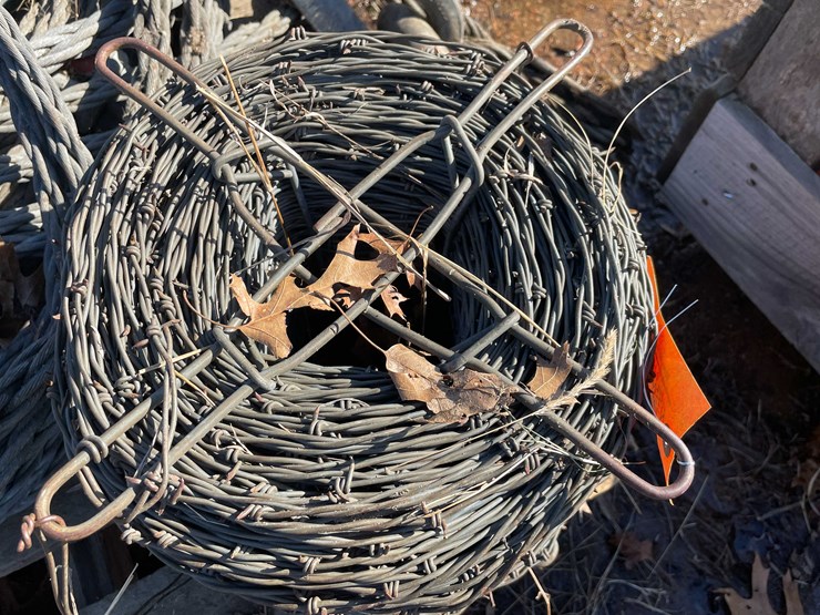 #13093-•-spool-of-barbed-wire-image-2