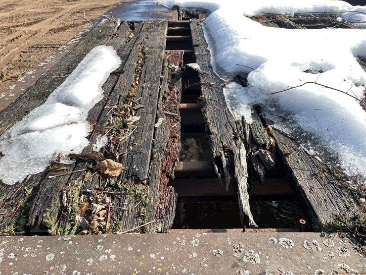 #13015-•-1989-trail-eze-trailer-(has-wi-title)-image-17