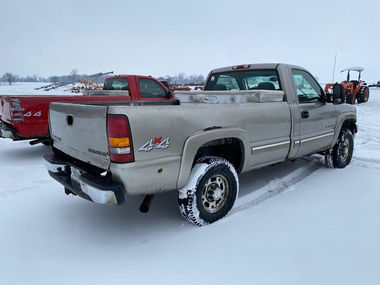 2001-chevrolet-pickup-image-4