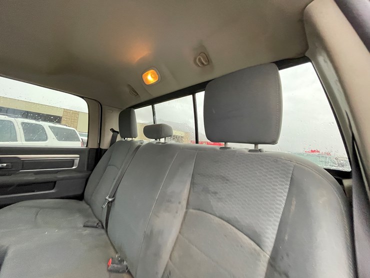 2014-dodge-2500-image-73