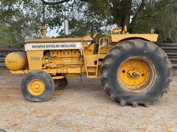 minneapolis-moline-g1000-image-2