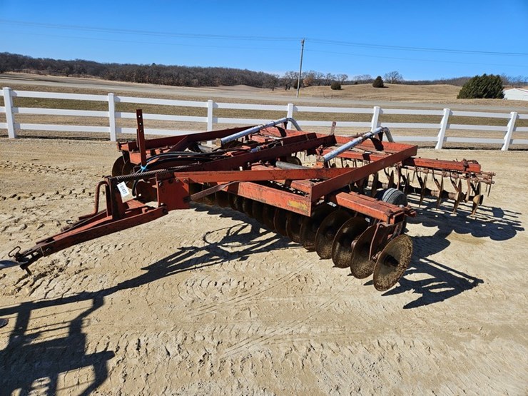 case-ih-475-image-1