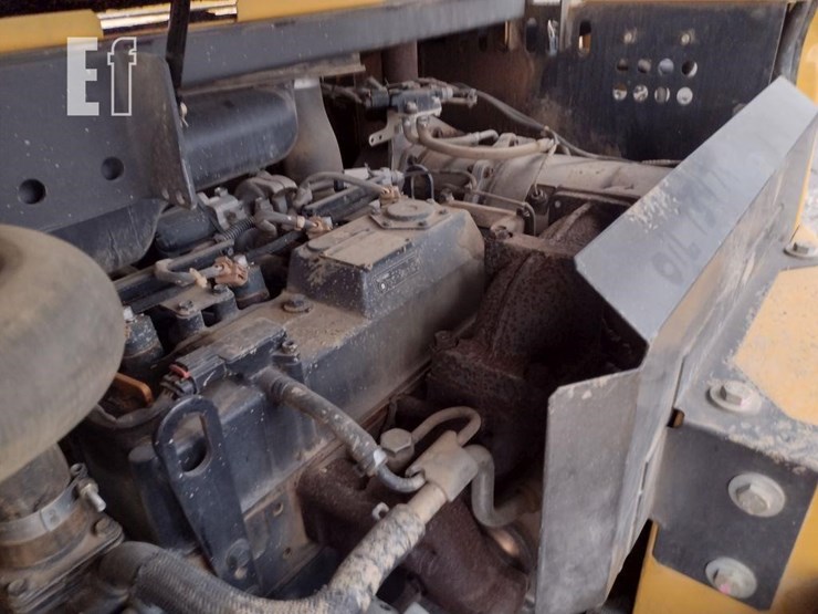 2019-deere-75g-image-43