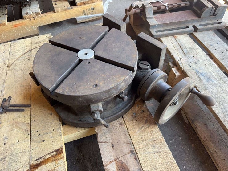 troyke-12”-horizontal/vertical-rotary-table-image-2