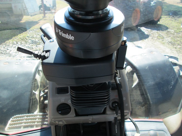 case-ih-magnum-305-image-38