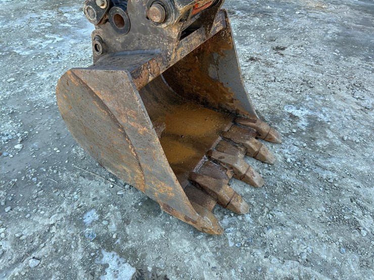 2020-kubota-kx033-4-image-8