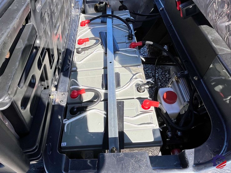 unused-2025-sdlanch-sdlgc80-golf-cart-image-28