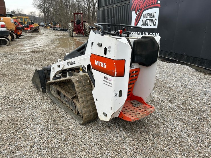 2019-bobcat-mt85-image-2