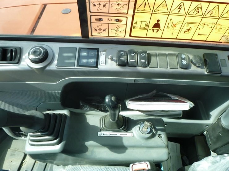 2023-develon-dx85r-3-hydraulic-excavator-image-14