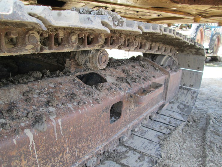 deere-200-lc-image-10