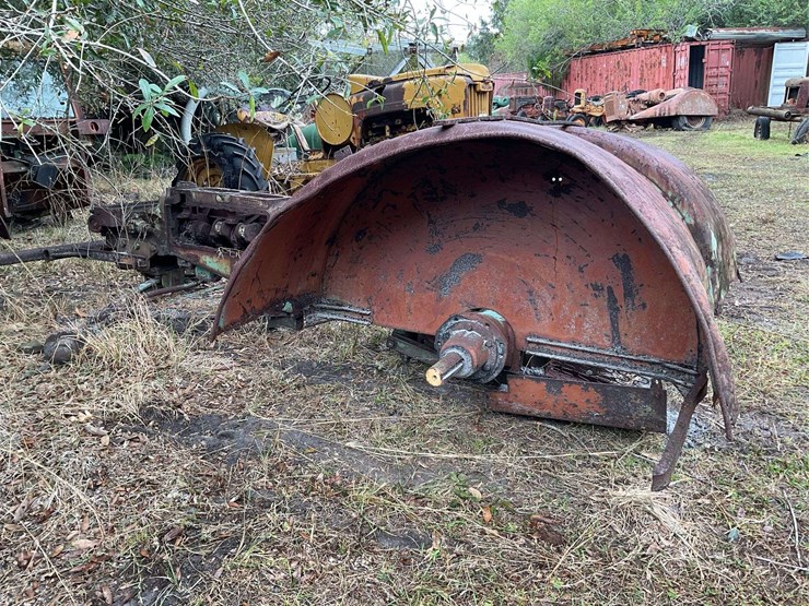minneapolis-moline-parts-tractor-image-14