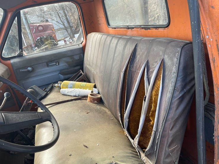 #13018-•-1974-gmc-6500-tractor-(has-wi-title)-image-56