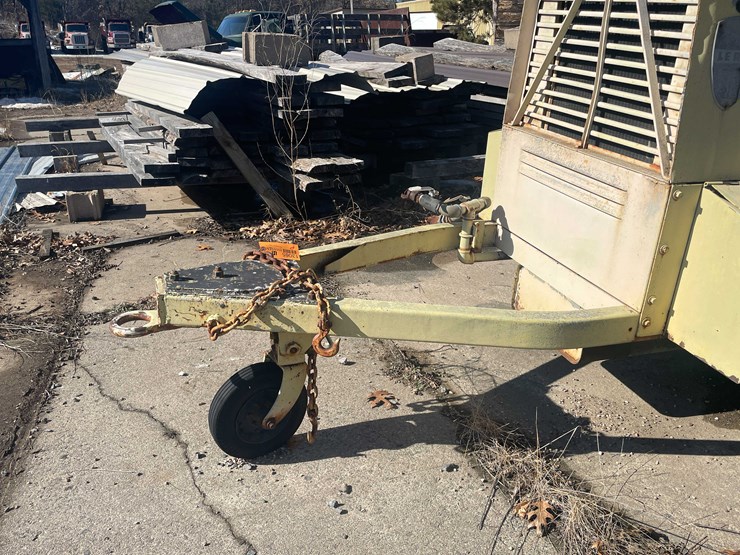 #13065-•-le-roi-gas-powered-generator-on-wheels-image-33