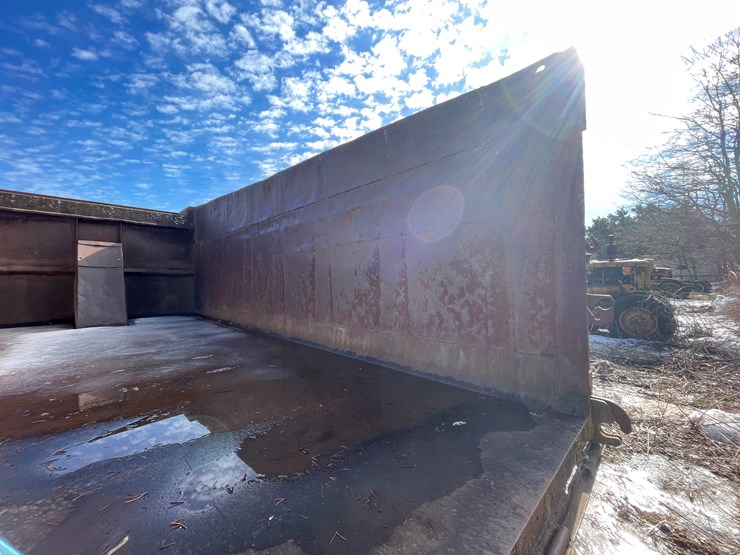 #13014-•-1976-ford-dump-truck-(has-wi-title)-image-8