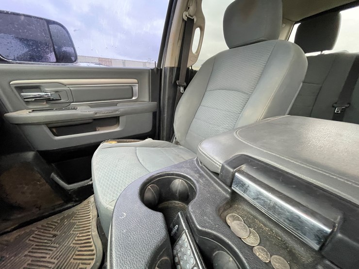 2014-dodge-2500-image-88