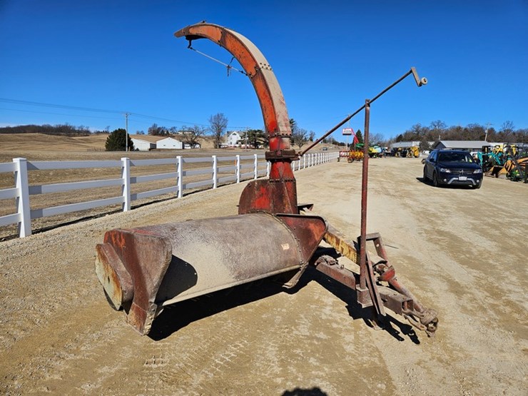 new-holland-33-image-7