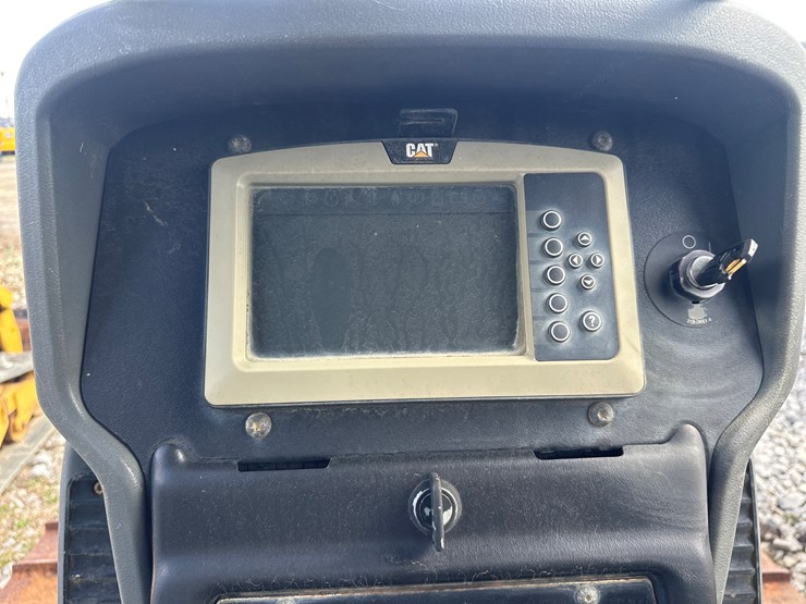 caterpillar-d5k-image-31