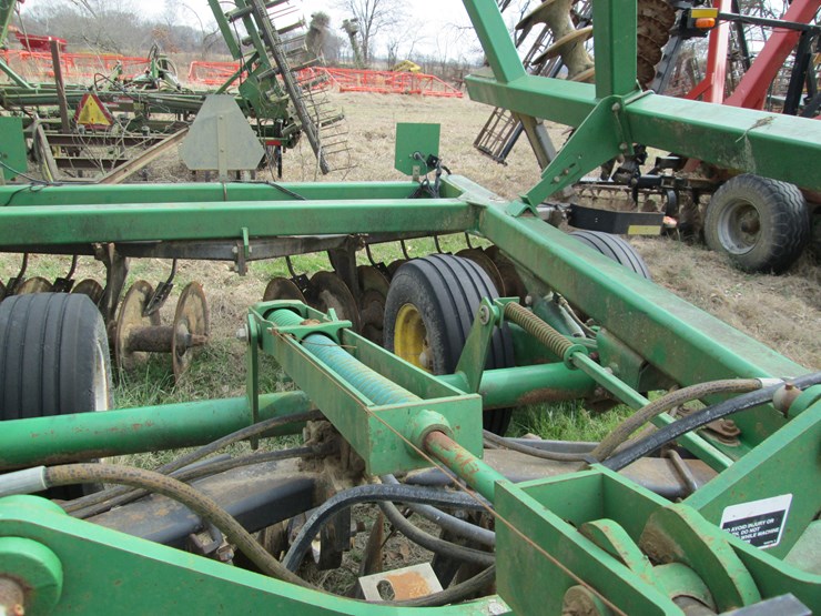 john-deere-637-image-28