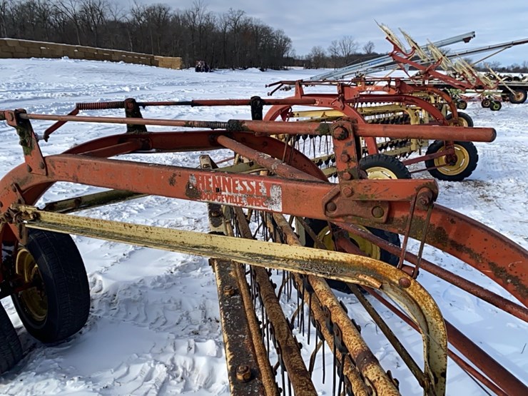 new-holland-256-image-23