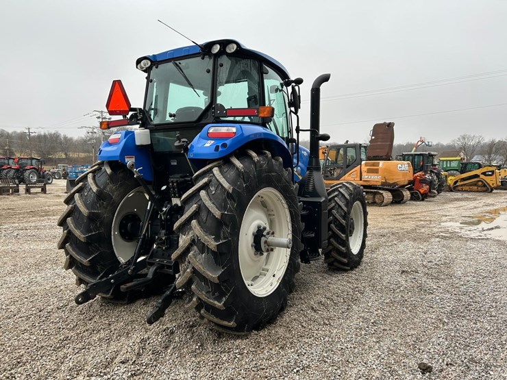 2022-new-holland-ts6.140-image-4