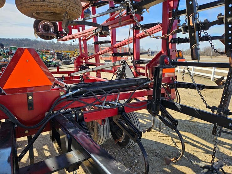 case-ih-200-image-26