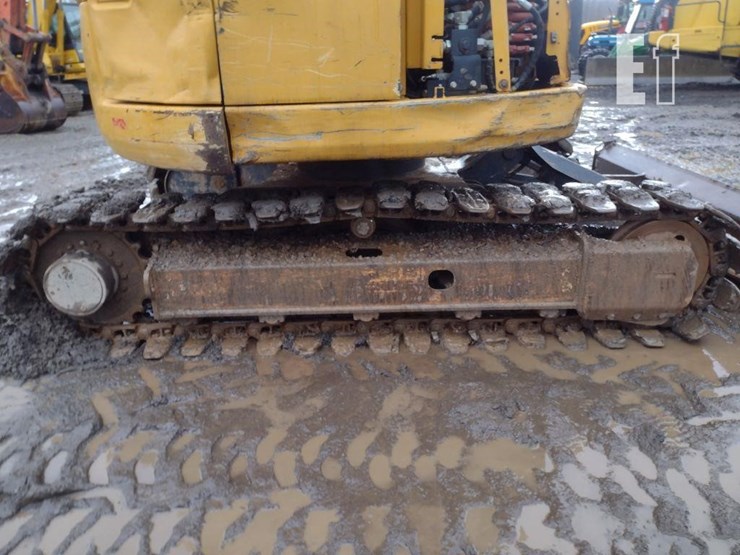 2019-deere-75g-image-32