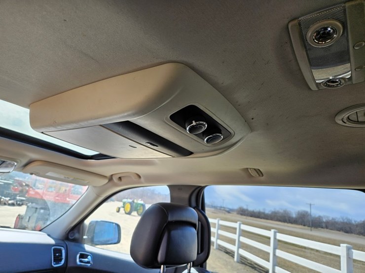 2012-dodge-durango-image-32