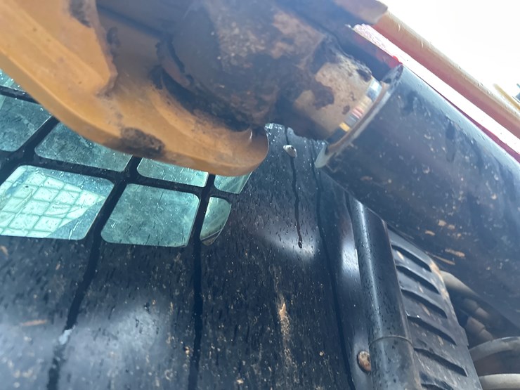 2017-caterpillar-259d-image-20