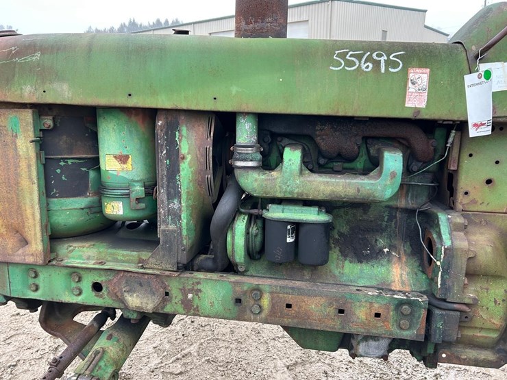 john-deere-3010-image-10