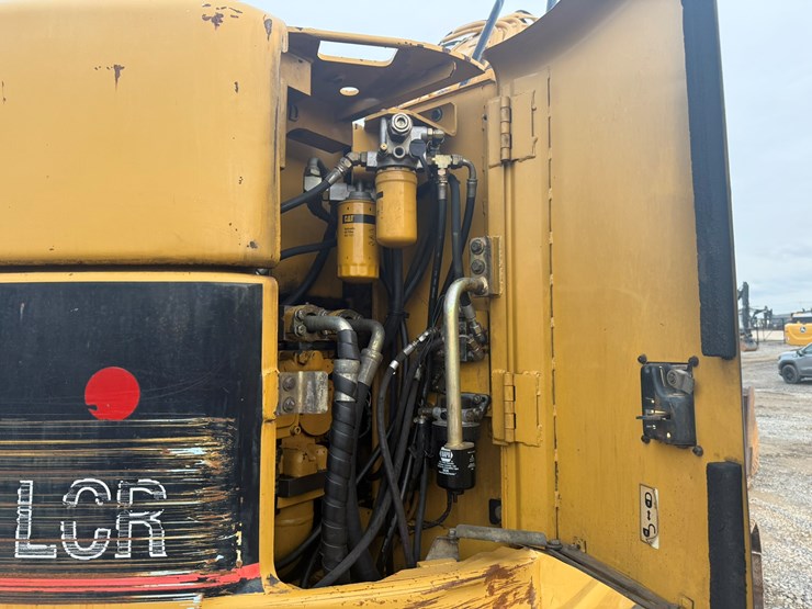 2004-caterpillar-321c-image-42