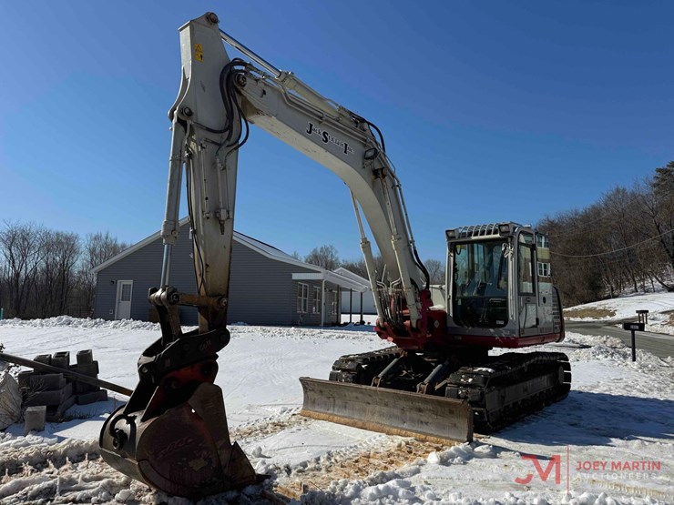 takeuchi-tb1140-image-3