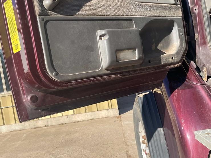 #13005-•-1999-sterling-dump-truck-(has-wi-title)-image-48