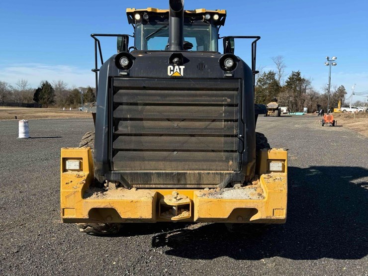 2018-caterpillar-950m-image-4