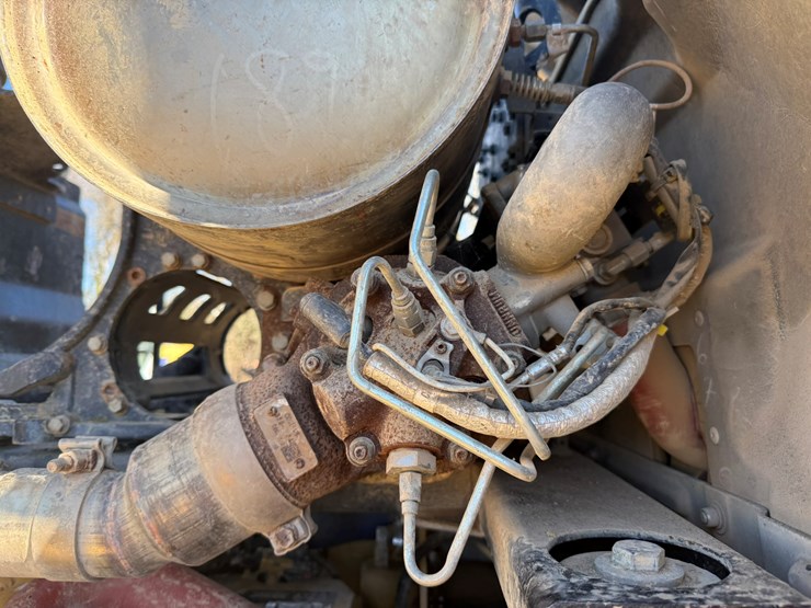 2012-caterpillar-950k-image-65