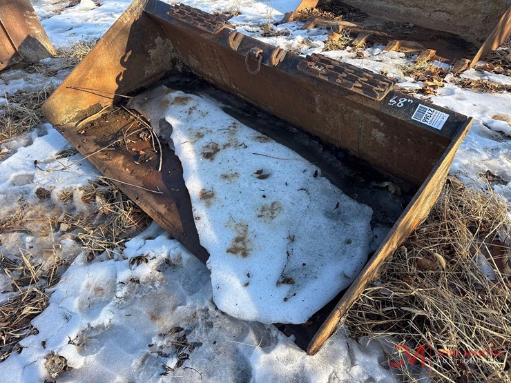 68"-smooth-bucket-skid-steer-attachment-image-4