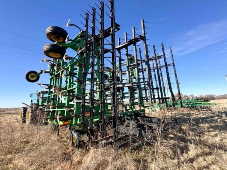 2008-john-deere-2210-image-25