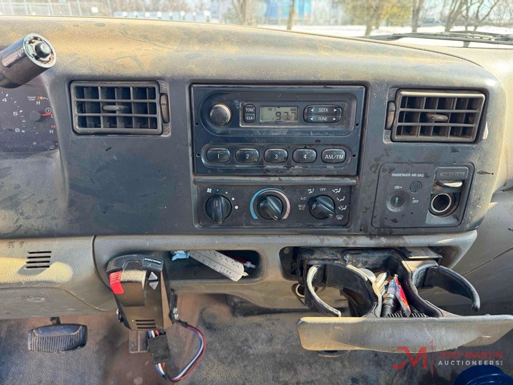 2003-ford-f250-image-28