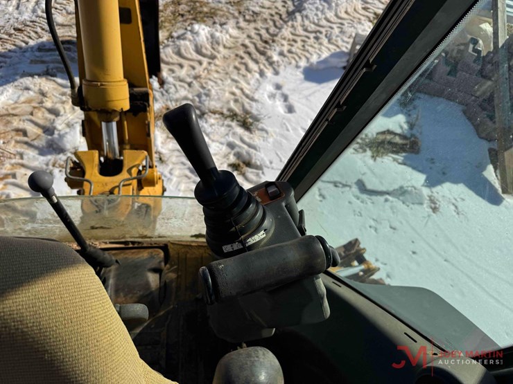 deere-310sg-image-27