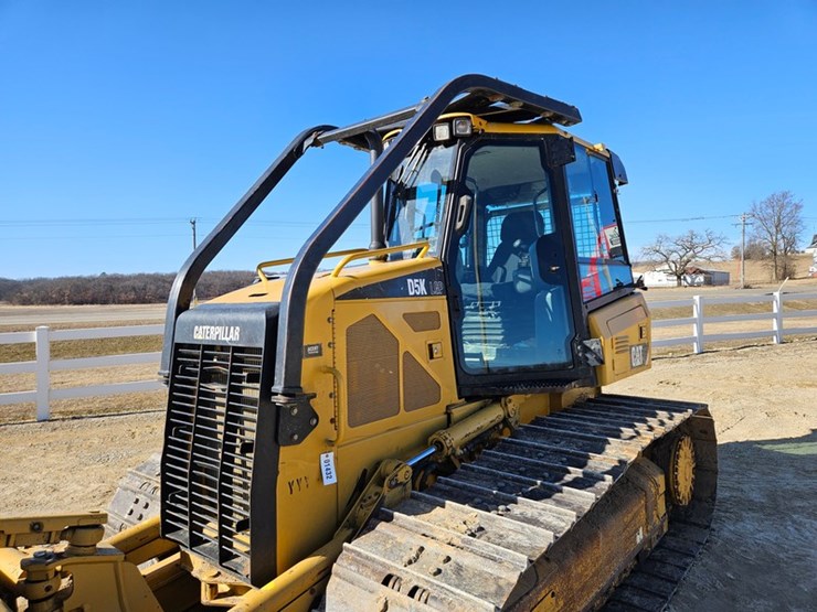 caterpillar-d5k-lgp-image-43