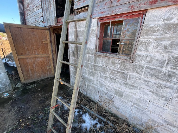 #13073-•-wooden-ladder-image-6