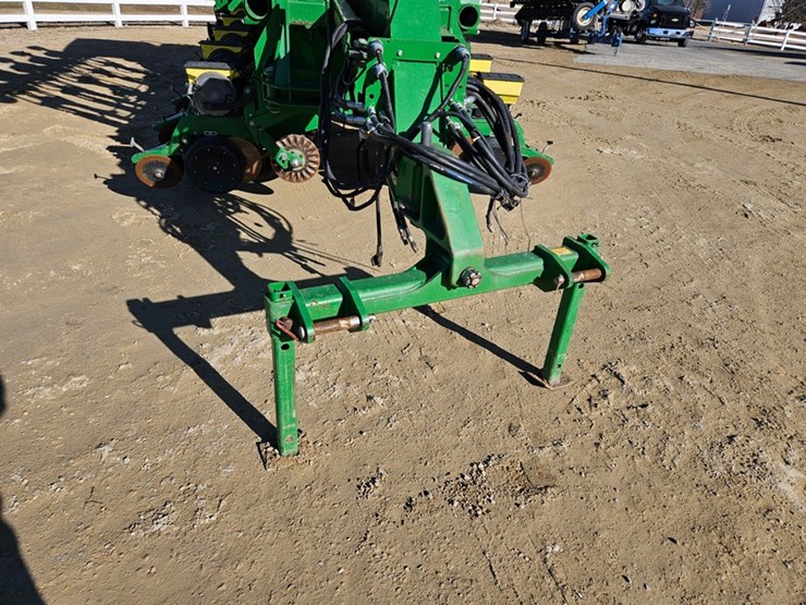 2017-john-deere-1795-image-10