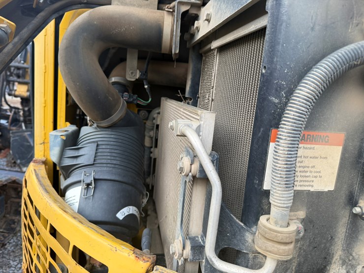 2017-komatsu-pc88mr-10-image-59